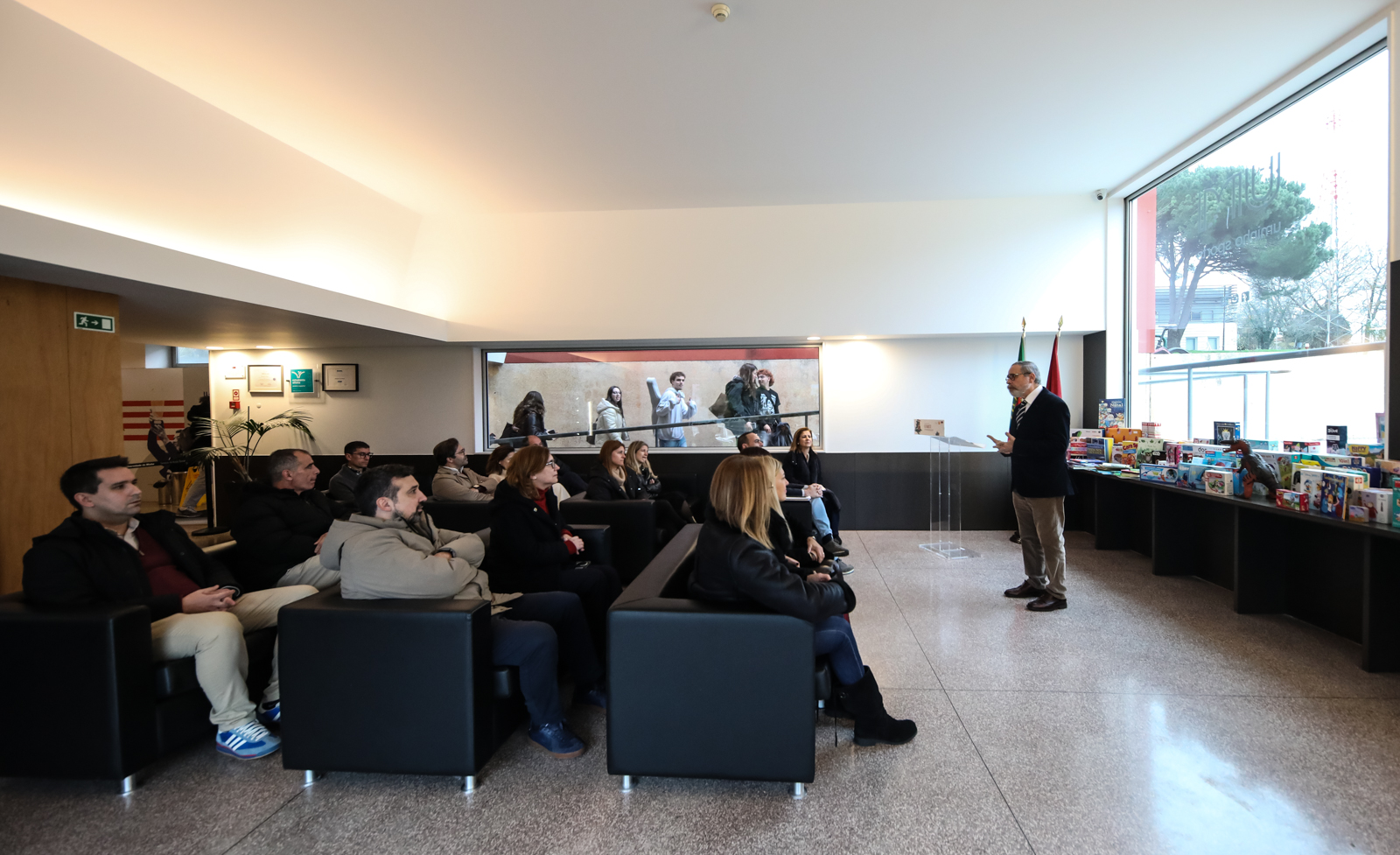 Imagem número 2 da galeria Entrega de Brinquedos