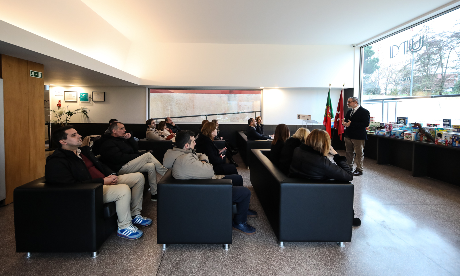 Imagem número 3 da galeria Entrega de Brinquedos