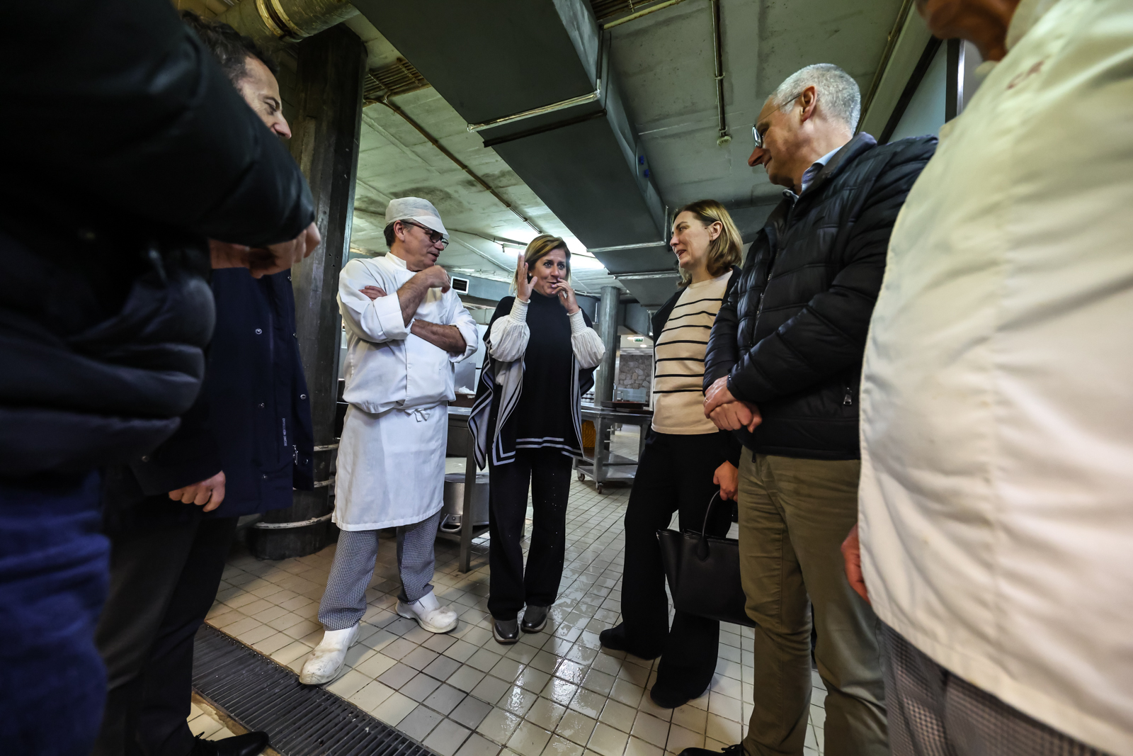 Imagem número 5 da galeria Reitor visita SASUM