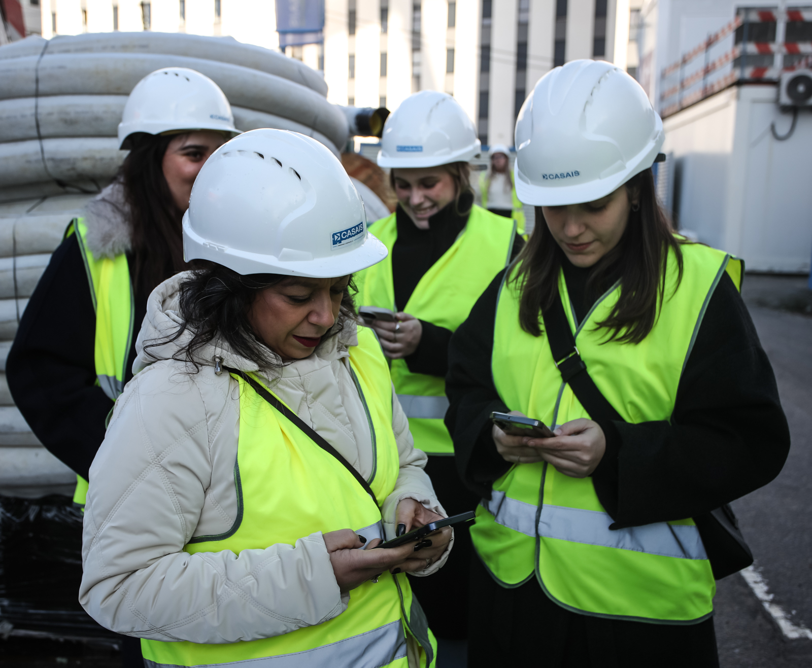 Imagem número 4 da galeria Pau de Fileira da Residência Universitária