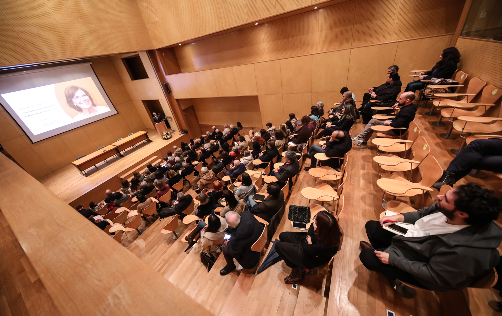 Imagem número 3 da galeria Ultima Aula Beatriz Pereira