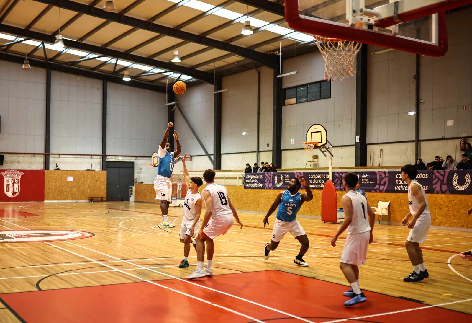 Imagem número 8 da galeria Torneio de Apuramento Basquetebol M