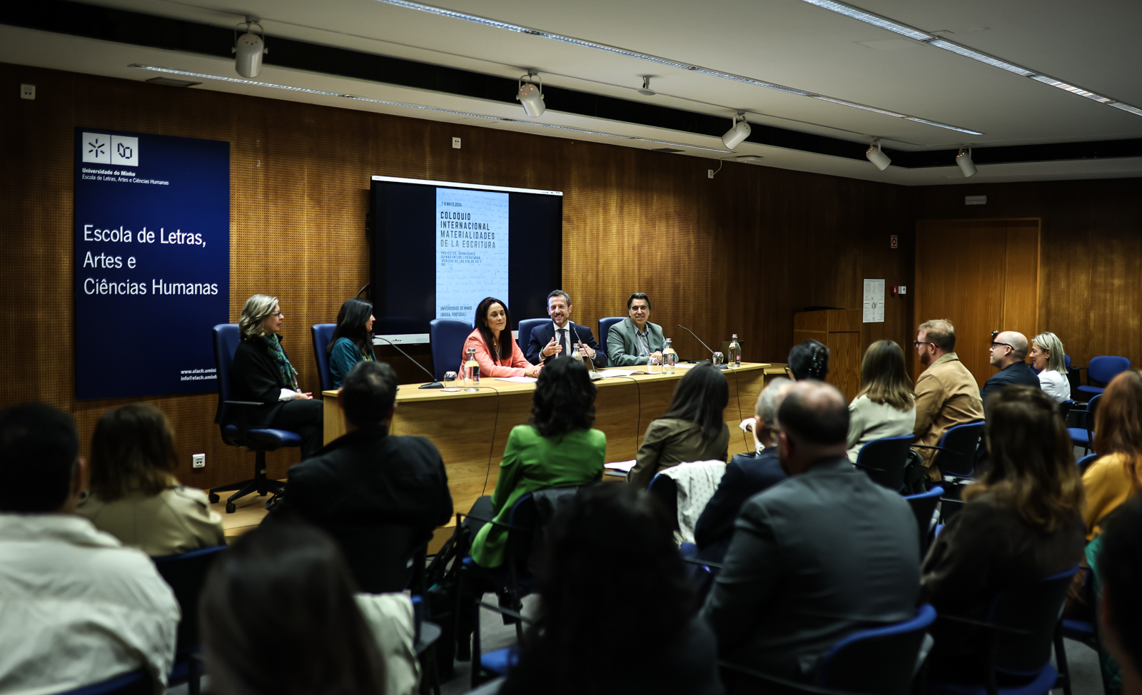 Imagem número 9 da galeria Colóquio Internacional Materialidades da Escrita