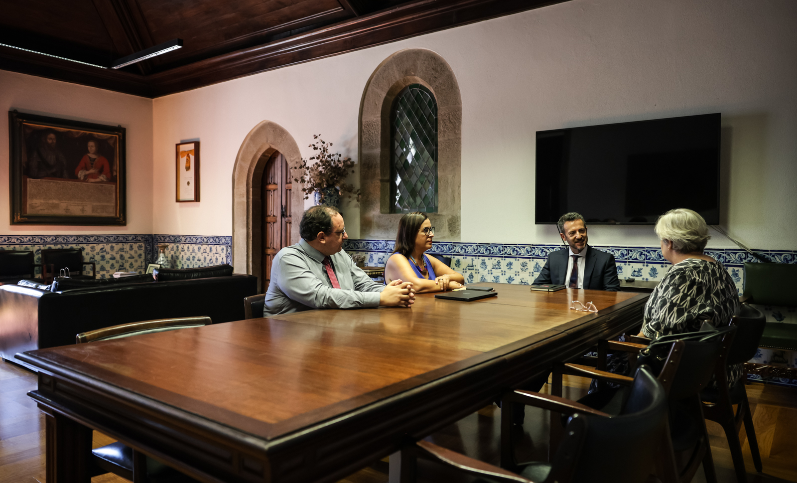 Imagem número 8 da galeria Visita da Embaixadora da Austrália