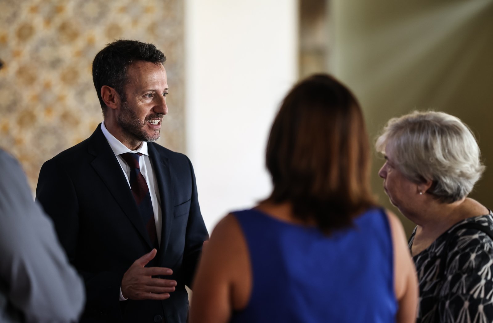 Imagem número 3 da galeria Visita da Embaixadora da Austrália